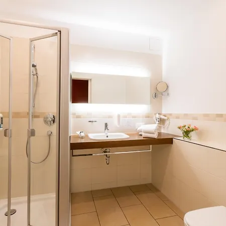 Ξενοδοχείο Cafe Wildau & Restaurant Am Werbellinsee Schorfheide