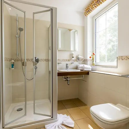 Ξενοδοχείο Cafe Wildau & Restaurant Am Werbellinsee