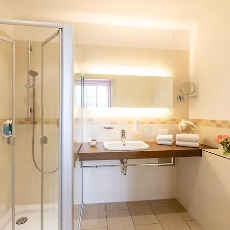 Ξενοδοχείο Cafe Wildau & Restaurant Am Werbellinsee Schorfheide